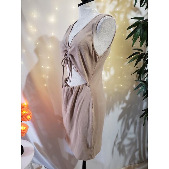 Lulus Go With You Ribbed Ruched Cutout Bodycon Mini Dress Womens Size XL Beige - Picture 5 of 10